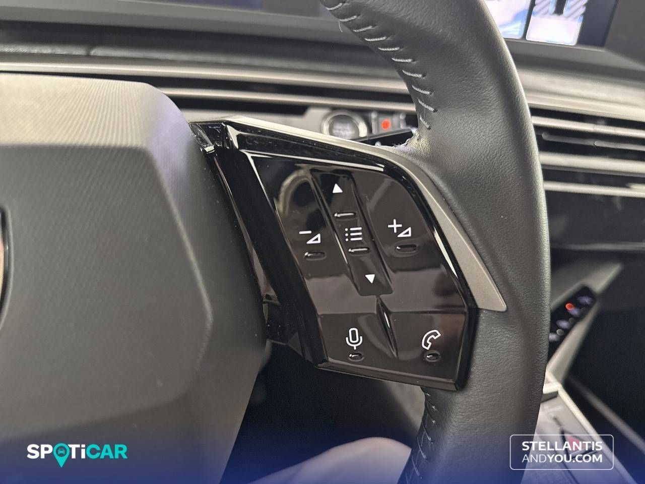 Peugeot 5008  1.2 107KW  eDCS6 Allure - Foto 16