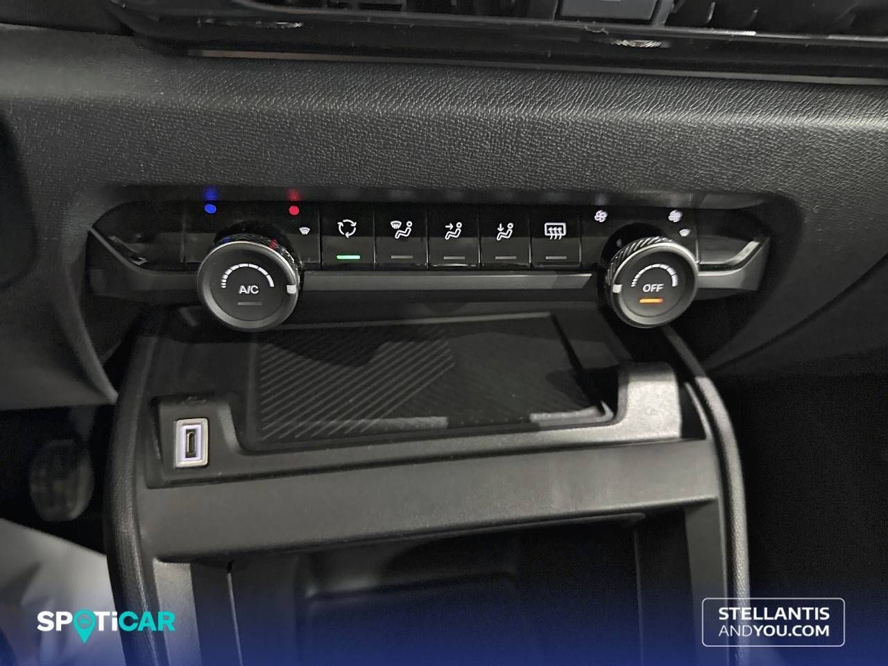 Citroën C4  BlueHDi 110 S&S Live Pack - Foto 17