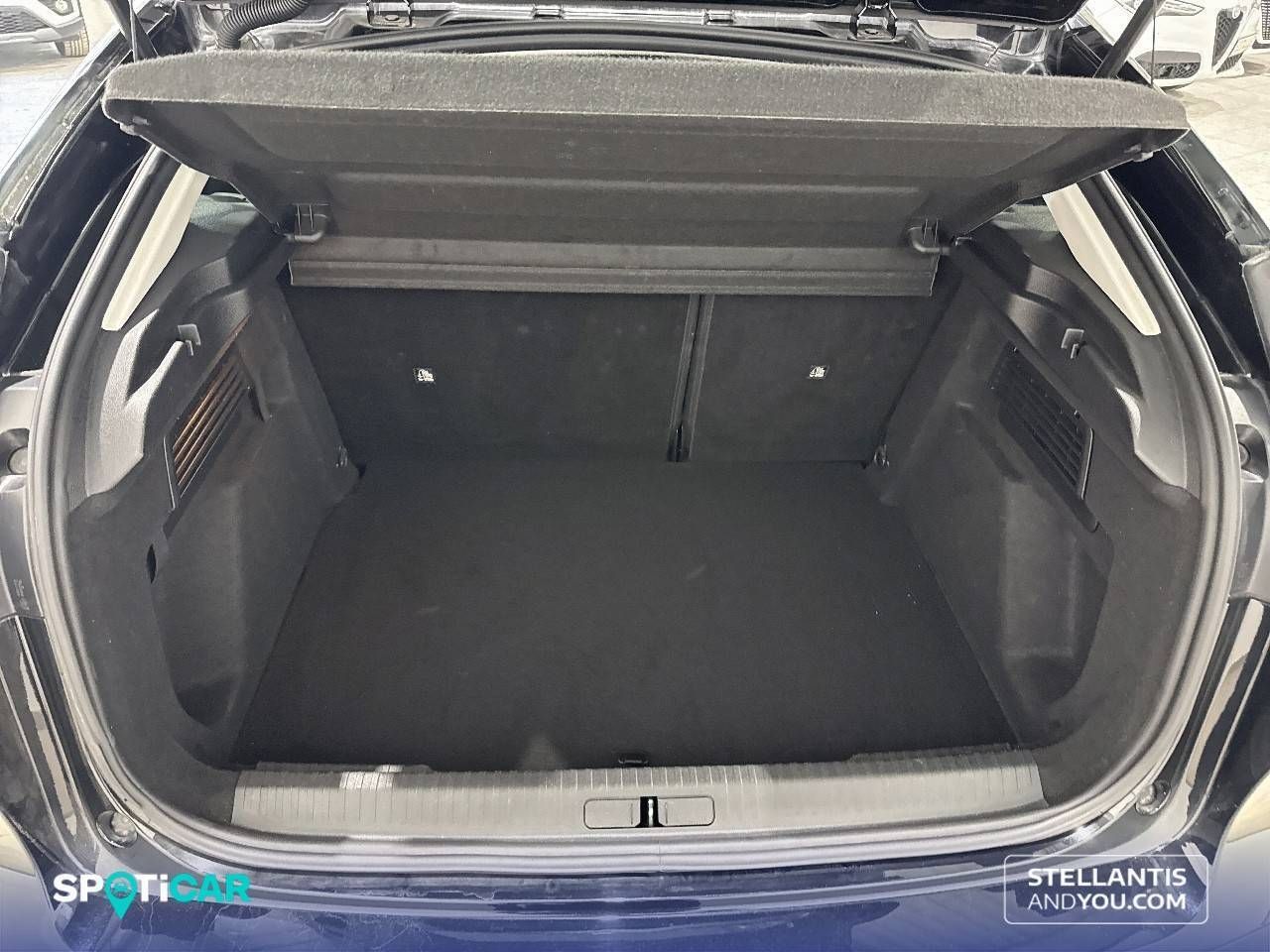 Citroën C4  BlueHDi 110 S&S Live Pack - Foto 7