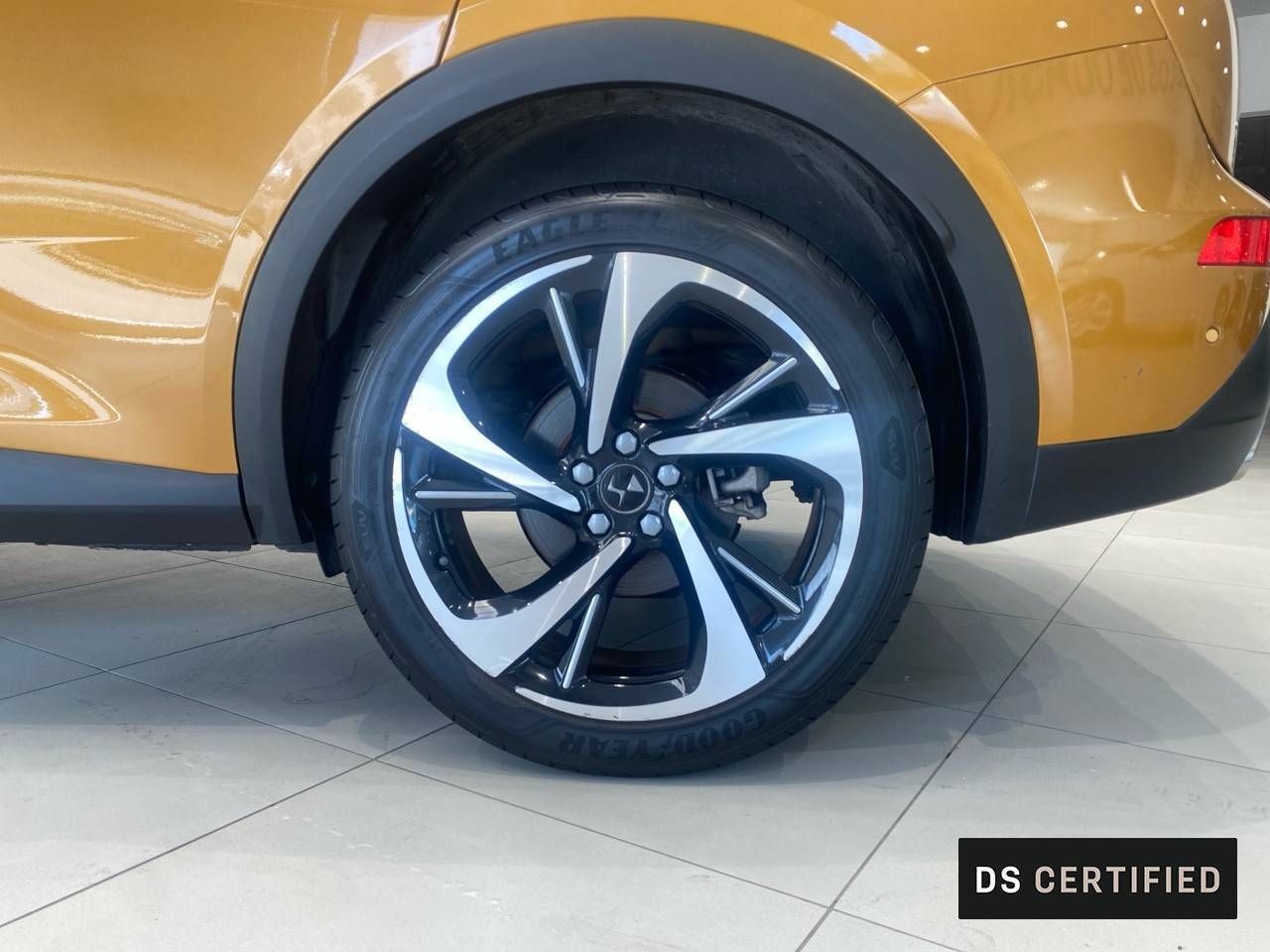 DS DS 7  BlueHDi 132kW (180CV) Auto. Grand Chic - Foto 12