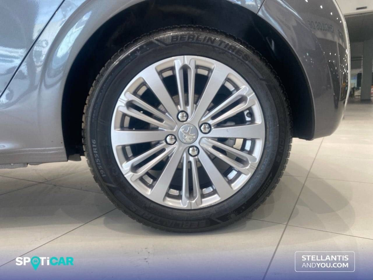Peugeot 208  5P  1.6 BlueHDi 73KW (100CV) Style - Foto 12