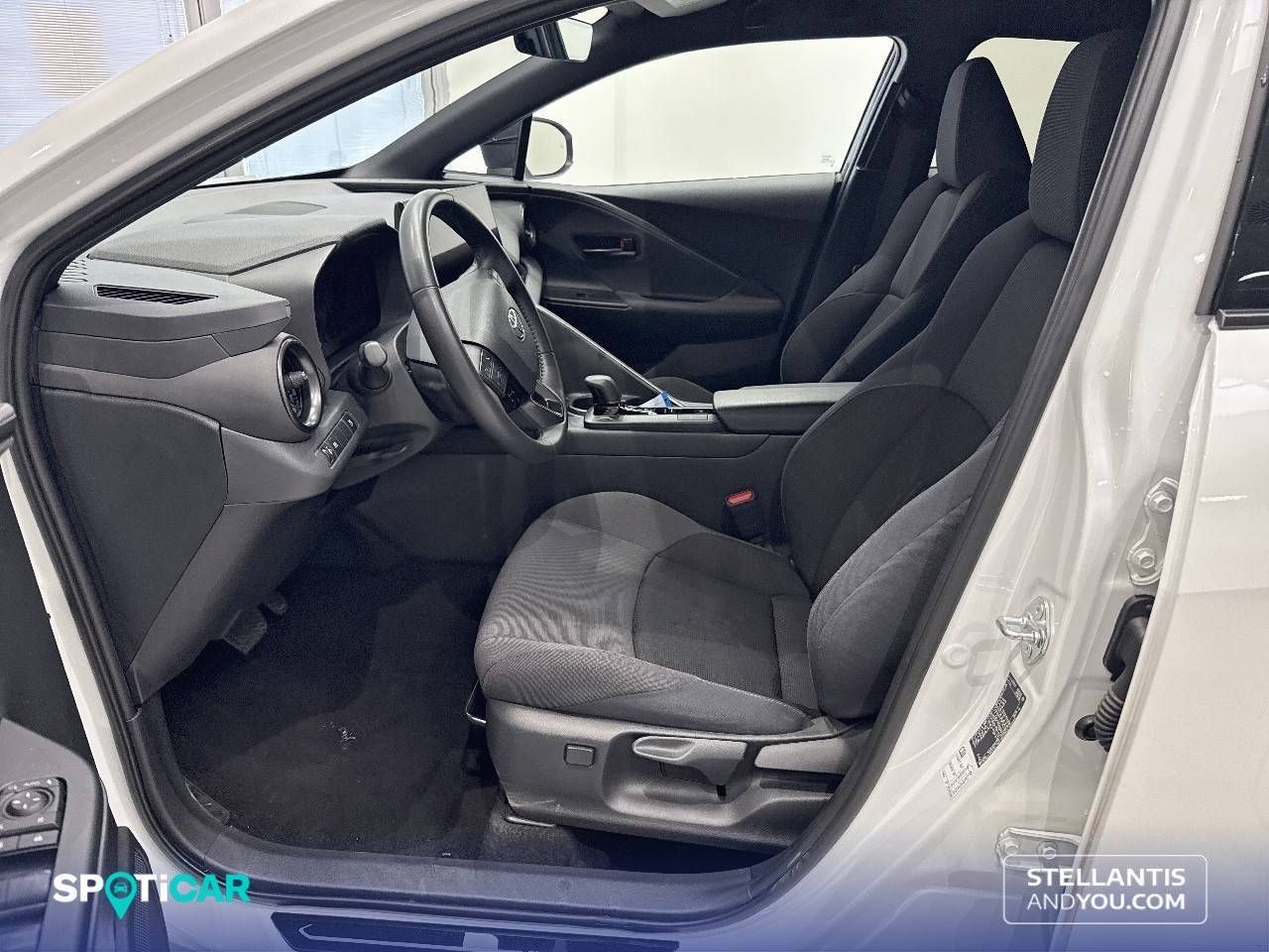 Toyota C-HR  2.0 200H Premiere Edition - Foto 10