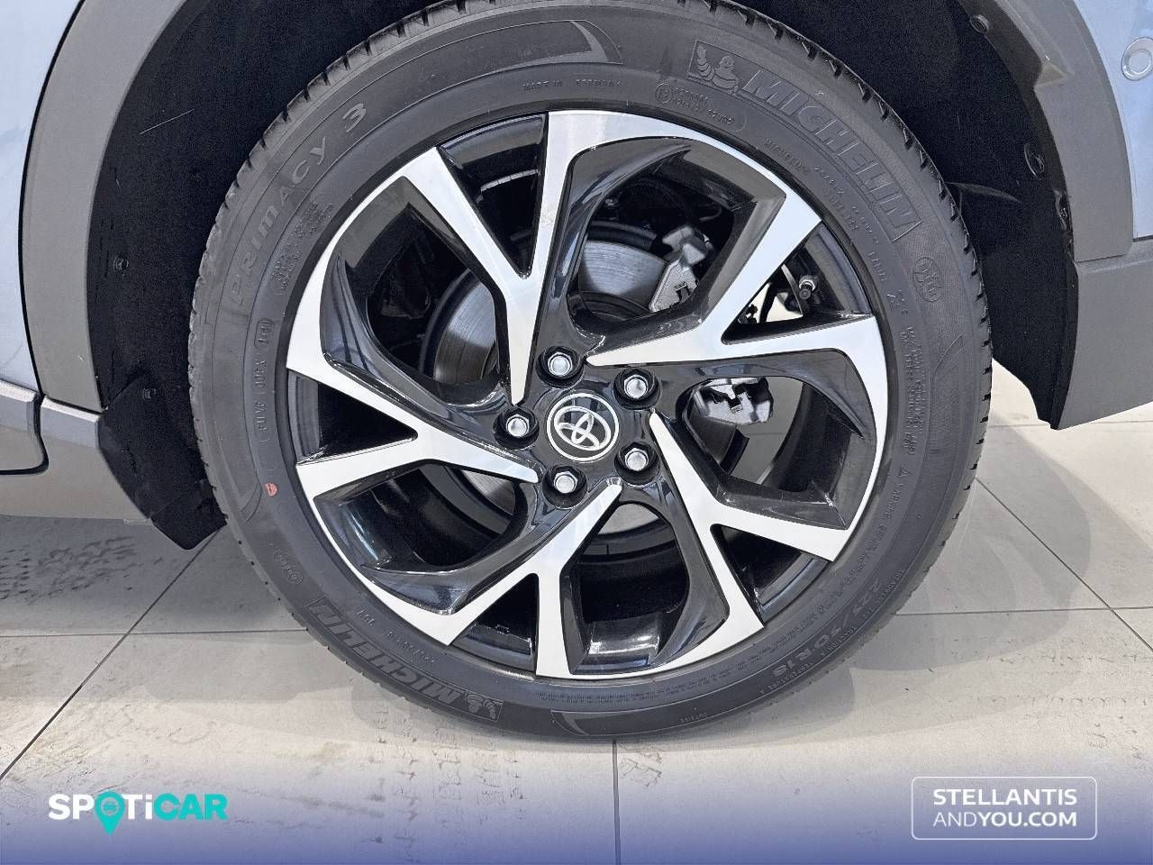 Toyota C-HR  2.0 180H Advance - Foto 12