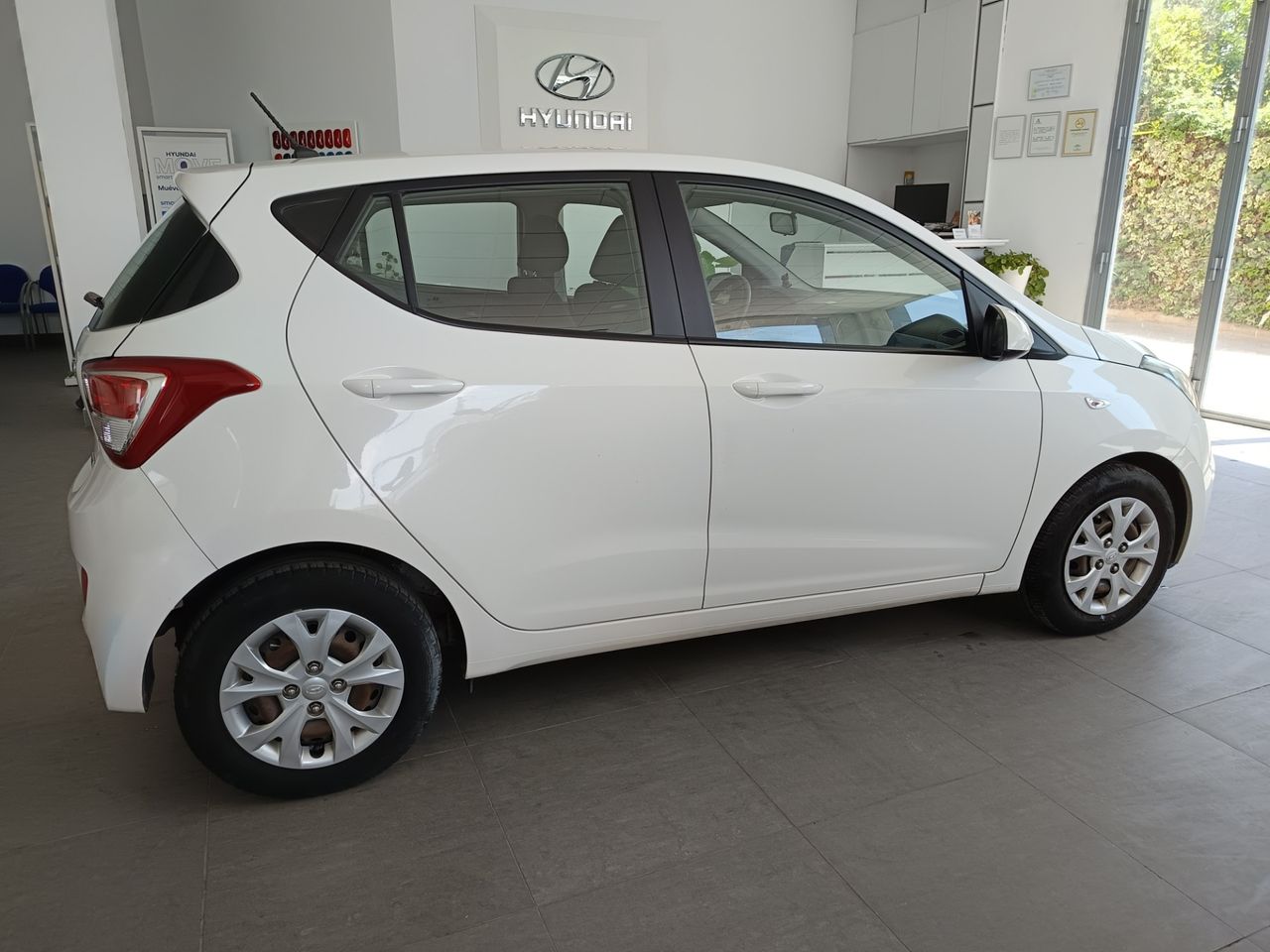 Hyundai i10 TECNO - Foto 8