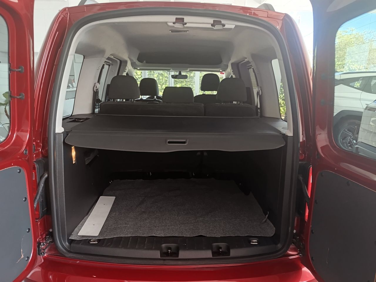 Volkswagen Caddy Comfortline Blue Motion Tech - Foto 6