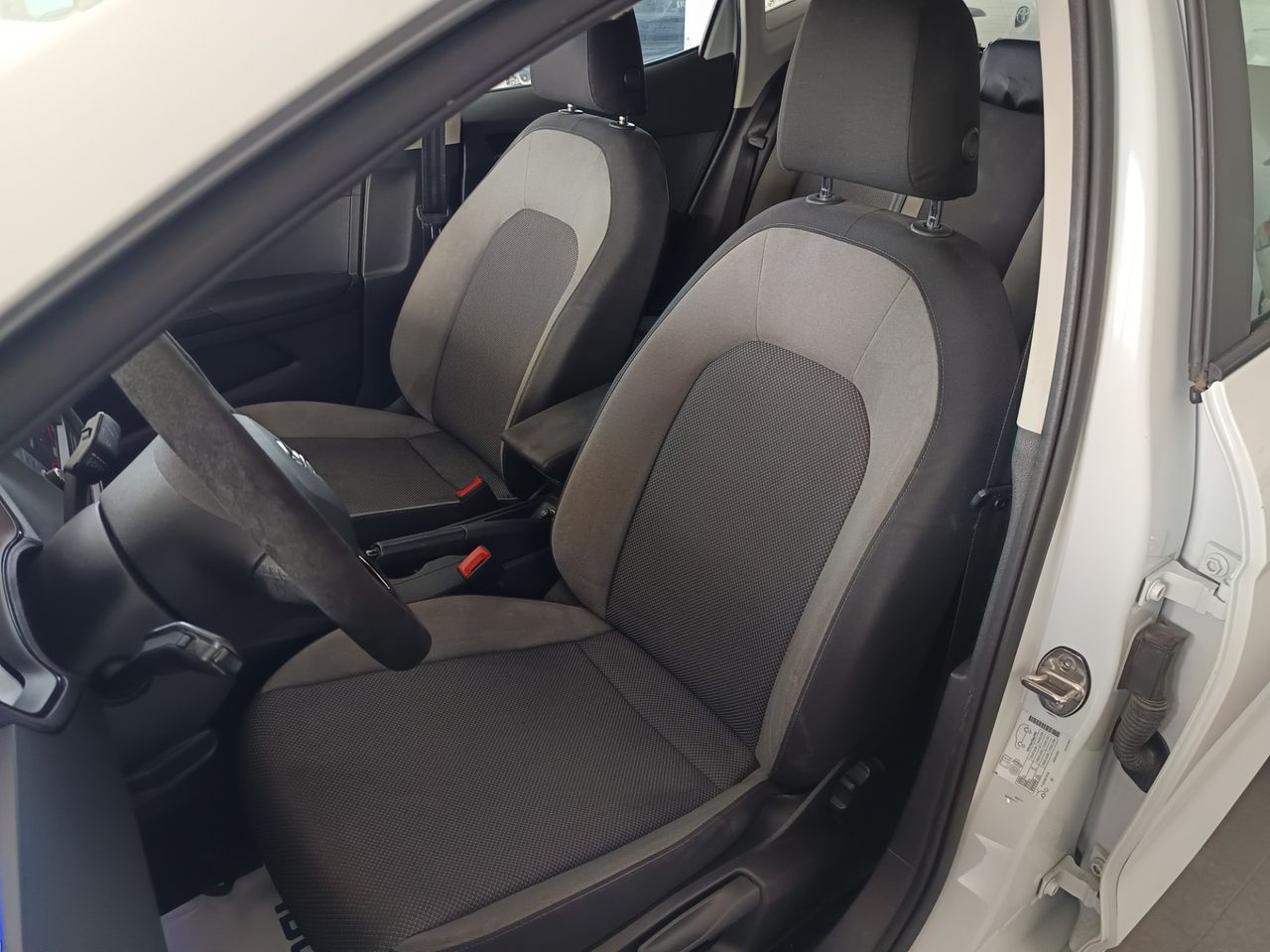 Seat Ibiza 1.0 TSI 70 kW - Foto 12