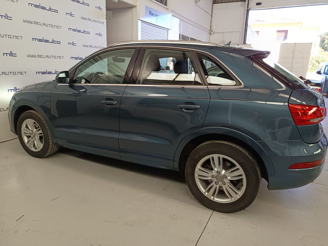Audi Q3 Attraction - Foto 11
