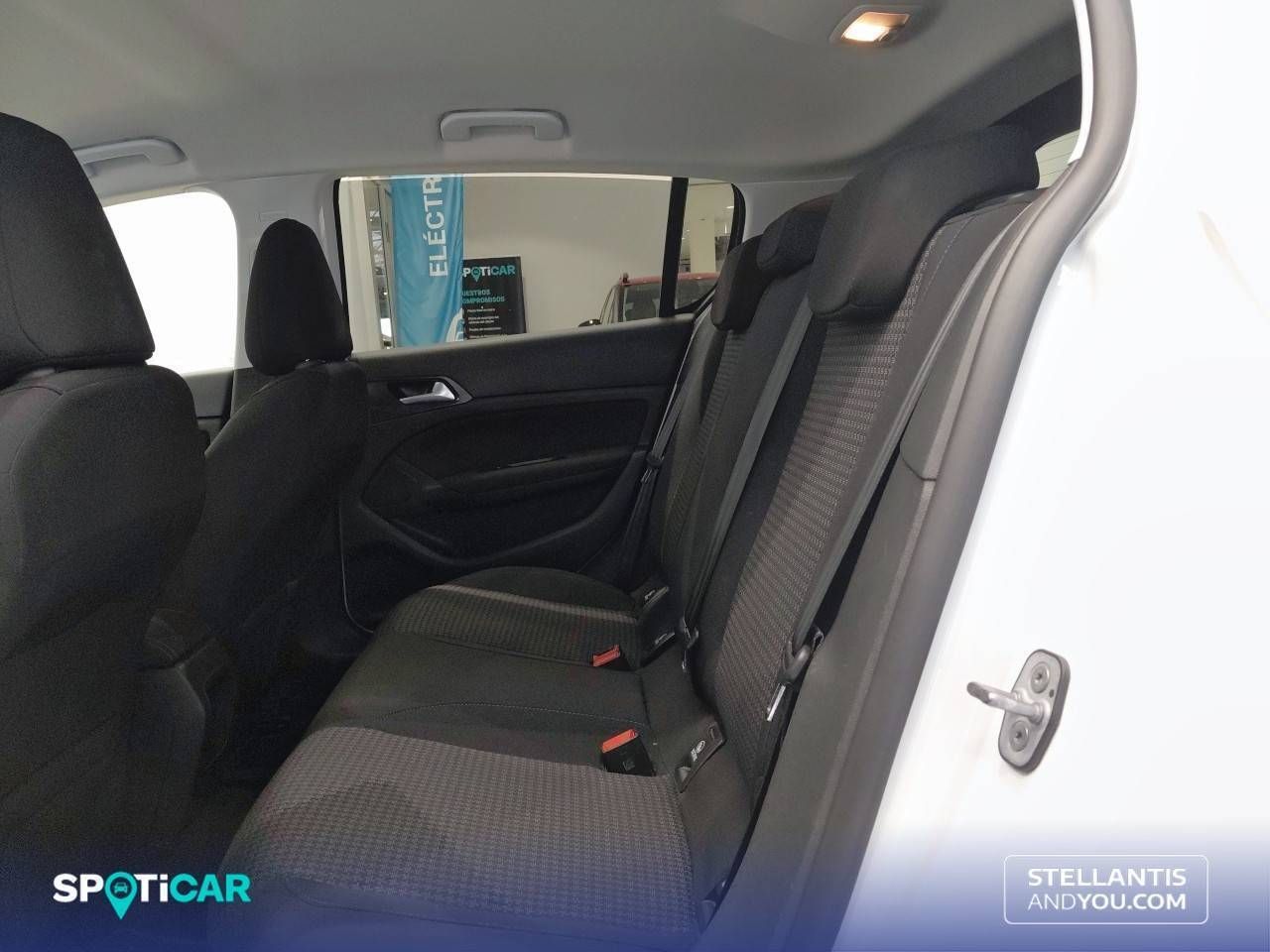 Peugeot 308  5p  BlueHDi 130 S&S Style - Foto 11