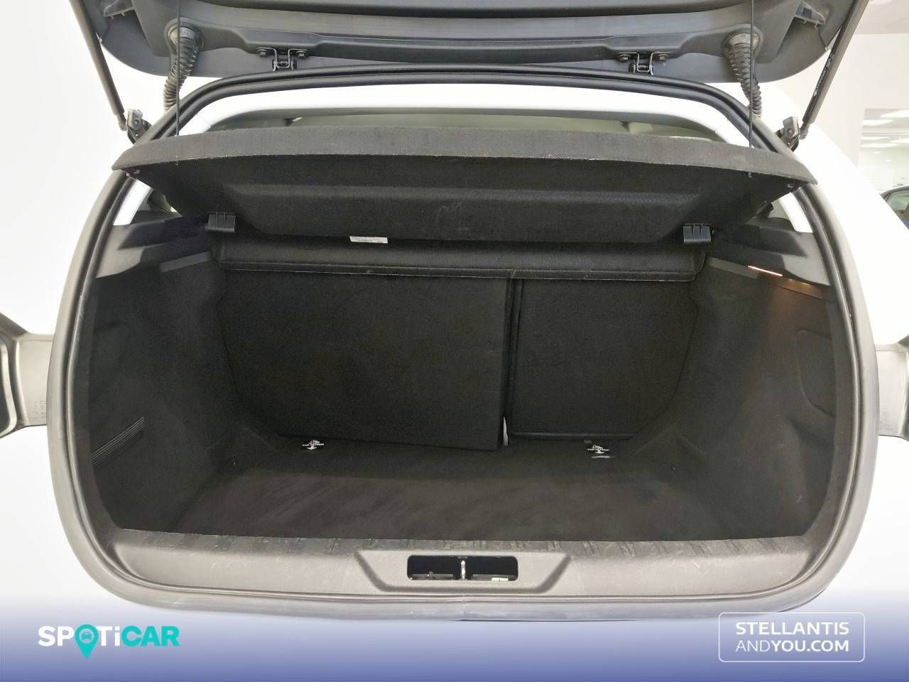 Peugeot 308  5p  BlueHDi 130 S&S Style - Foto 7
