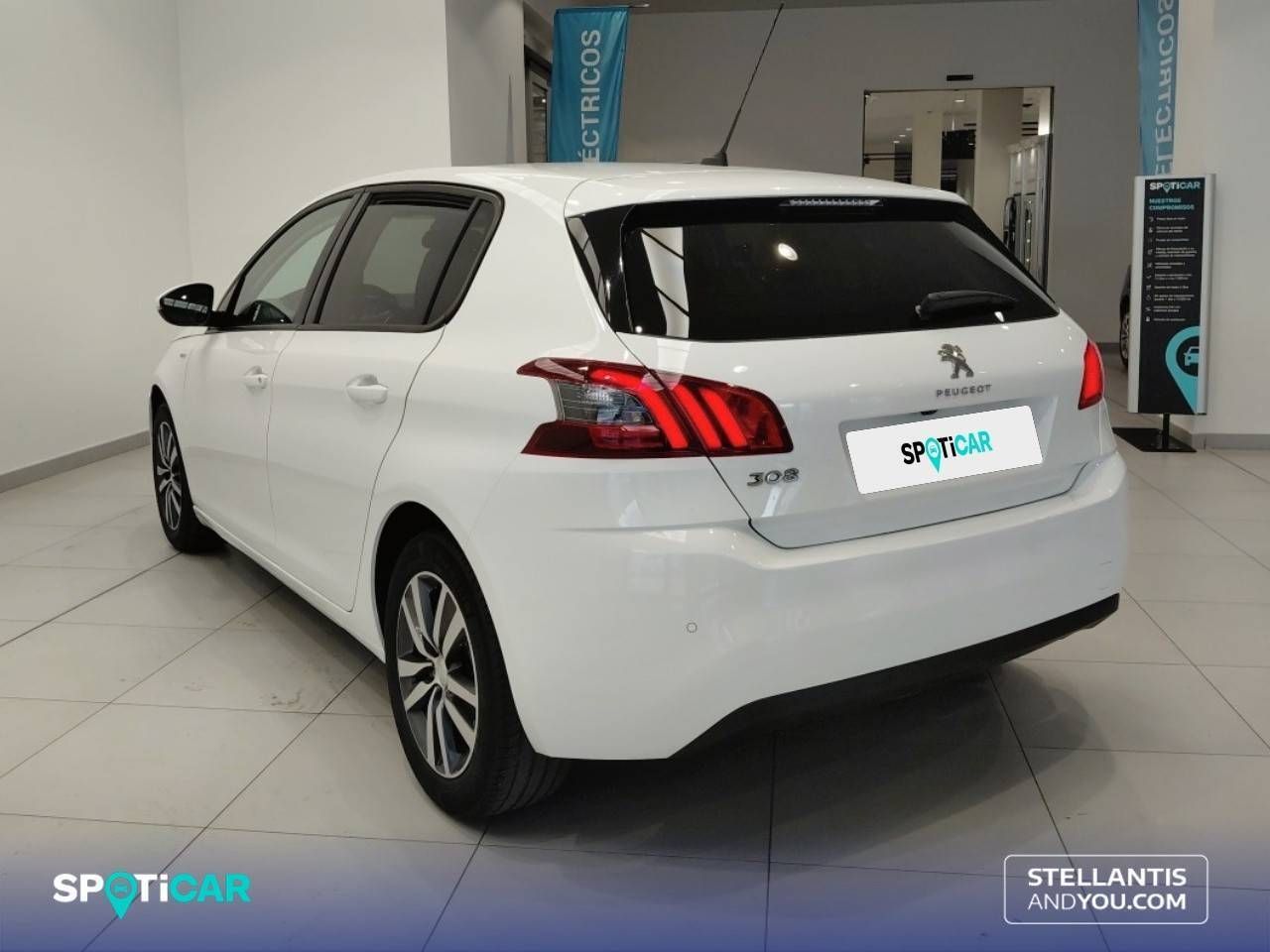 Peugeot 308  5p  BlueHDi 130 S&S Style - Foto 8