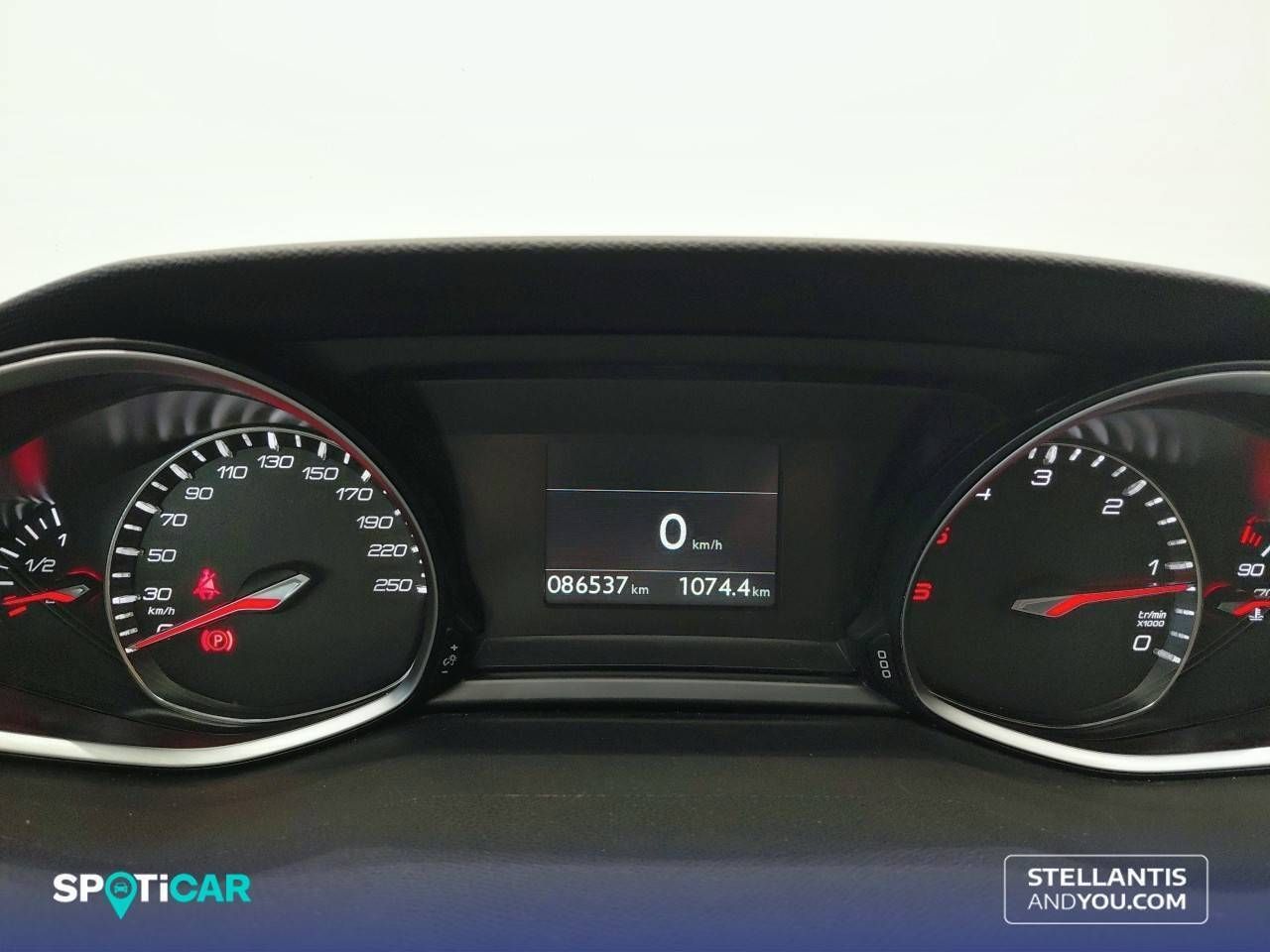Peugeot 308  5p  BlueHDi 130 S&S Style - Foto 21