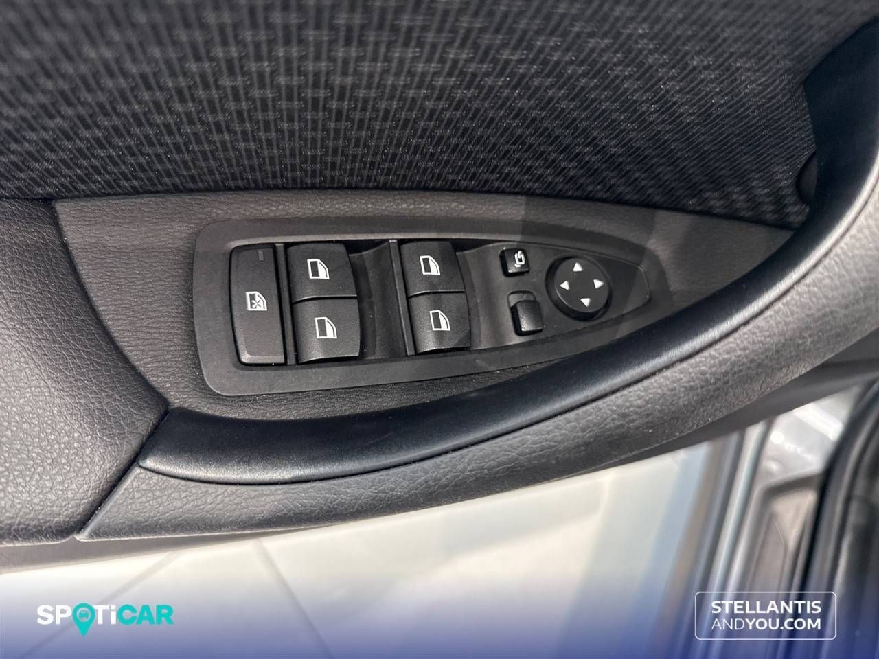 BMW X1  sDrive18dA Corporate - Foto 13