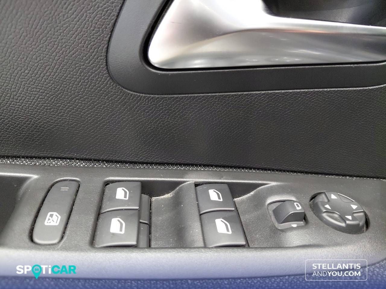 Peugeot 208   Gasolina 100 S&S 6 Vel MAN Style - Foto 13