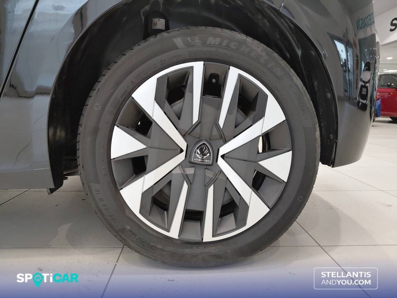 Peugeot 208   Gasolina 100 S&S 6 Vel MAN Style - Foto 12