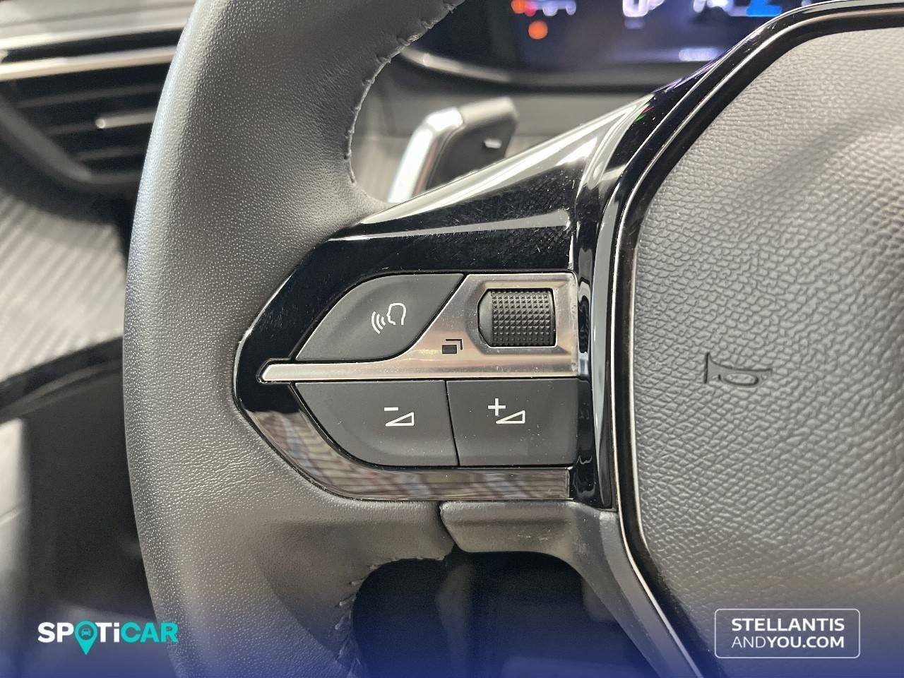 Peugeot 2008  N2008  Hybrid 136 eDCS6 Allure - Foto 15