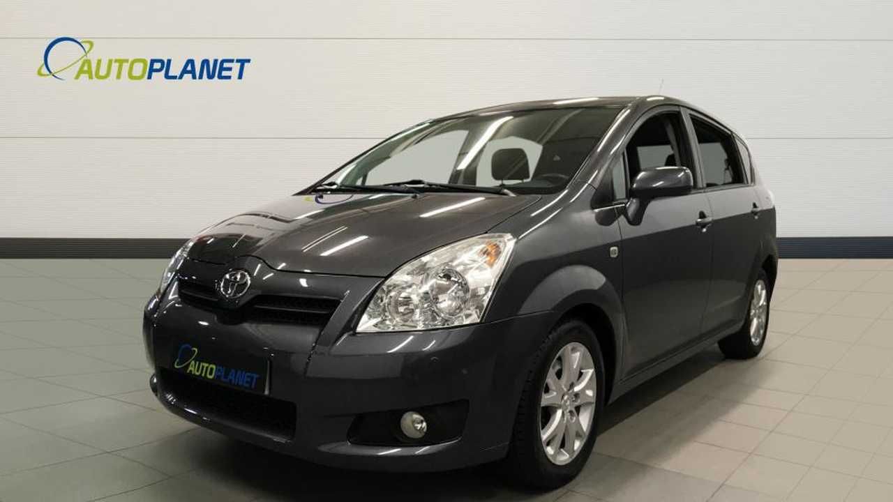 Foto toyota corolla verso 2008 /