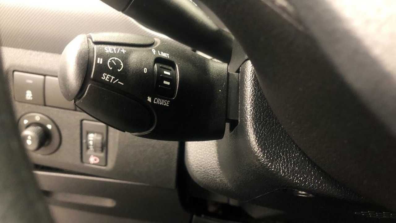 peugeot partner 2015 / foto grande (2)