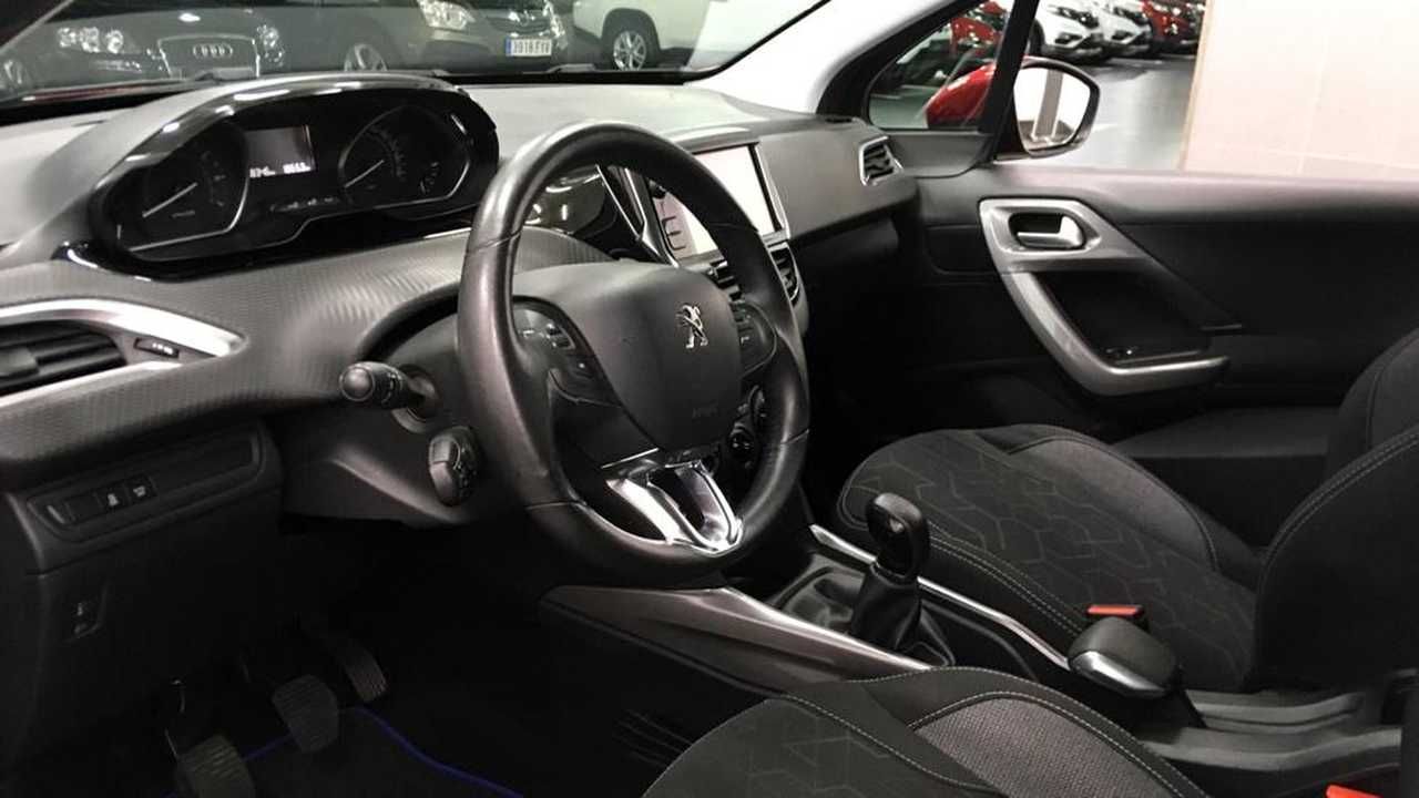 peugeot 2008 2016 / foto grande (2)