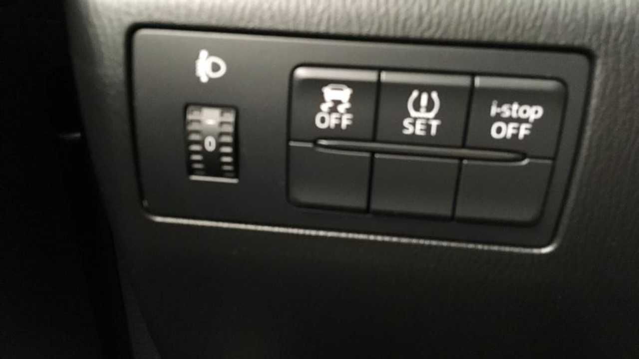 mazda 3 2015 / foto grande (2)