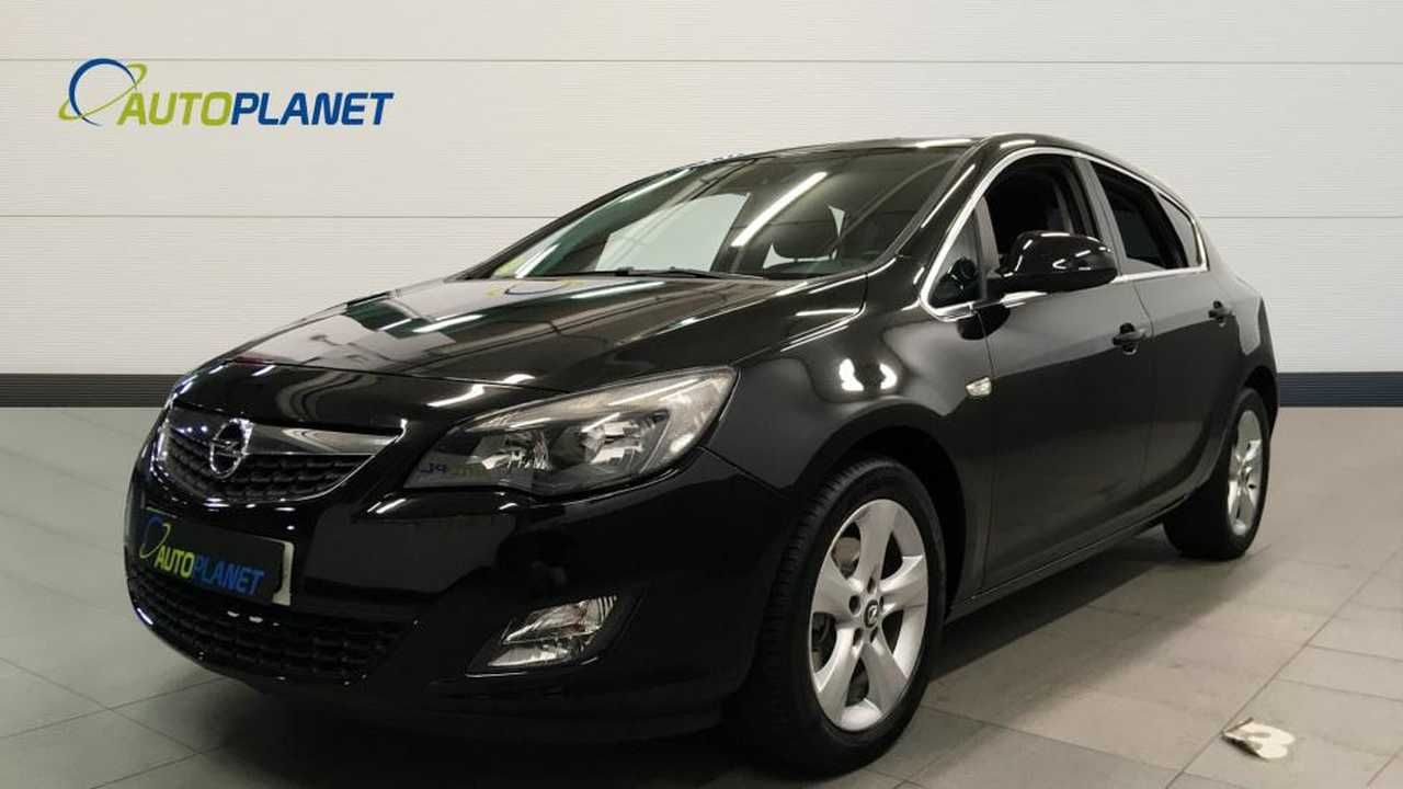 Foto opel astra 2010 /