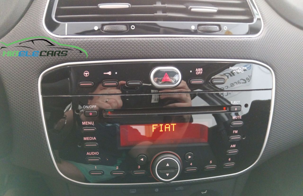Fiat Punto 1.2 MYSTYLE  - Foto 14