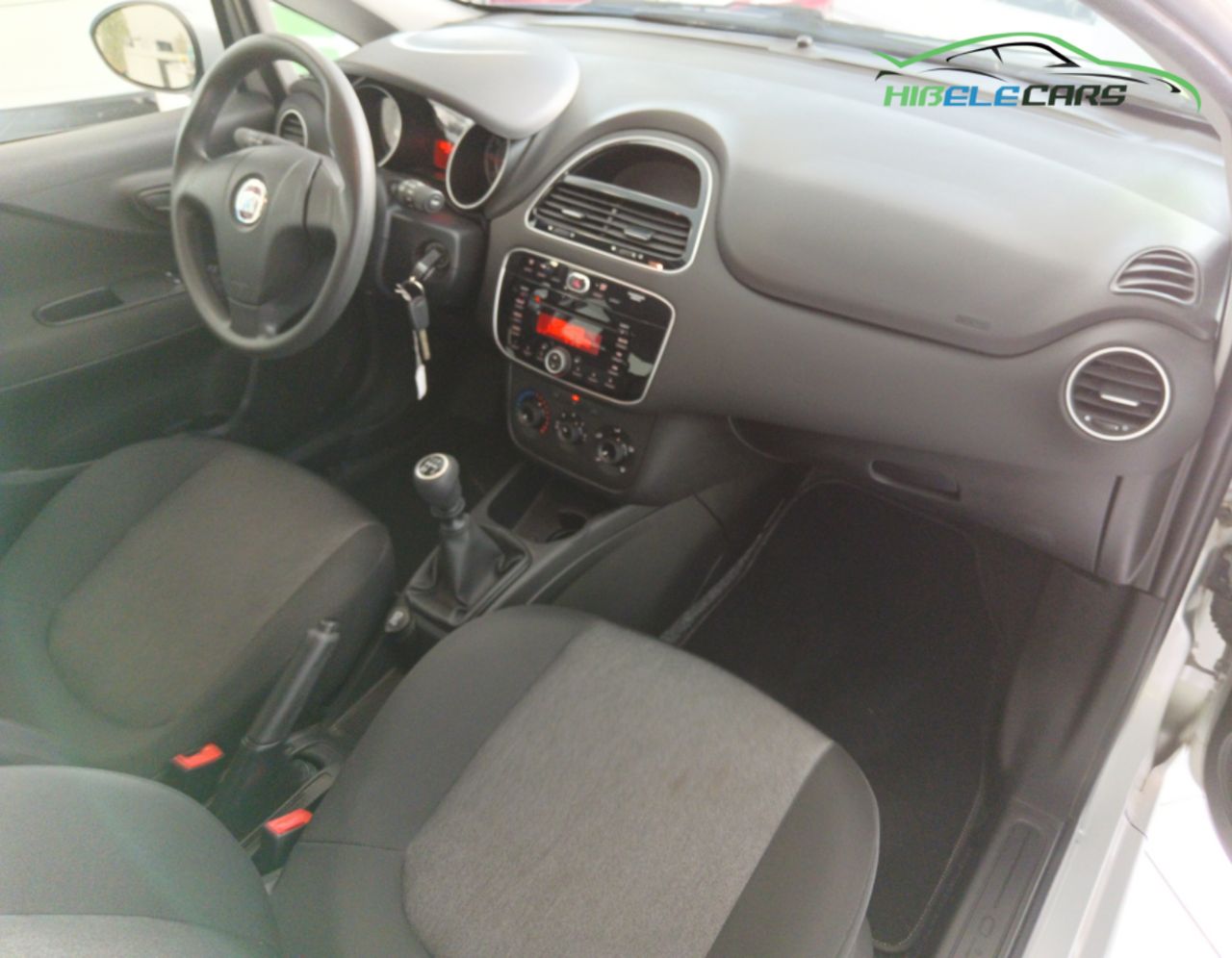 Fiat Punto 1.2 MYSTYLE  - Foto 12