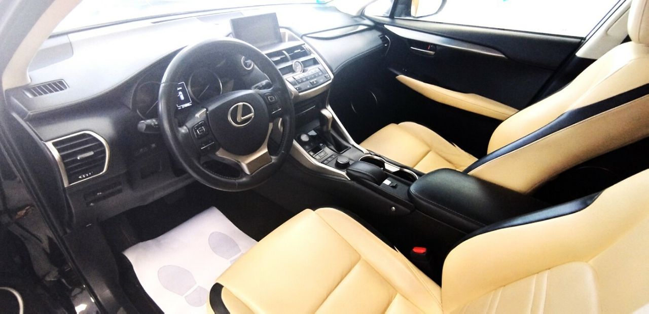 Lexus NX EXECUTIVE  - Foto 13