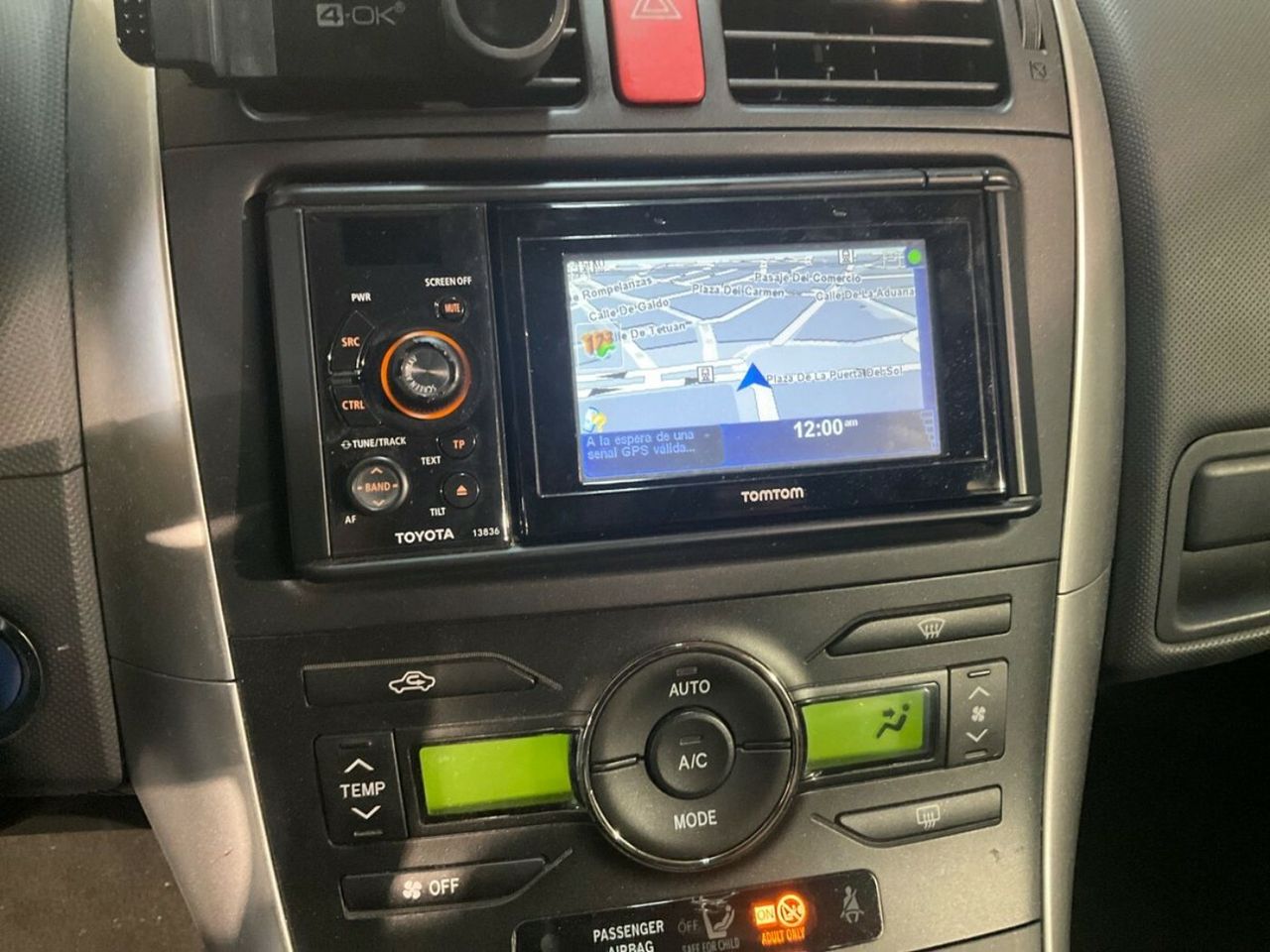 Toyota Auris 1.8 HIBRIDO  - Foto 6