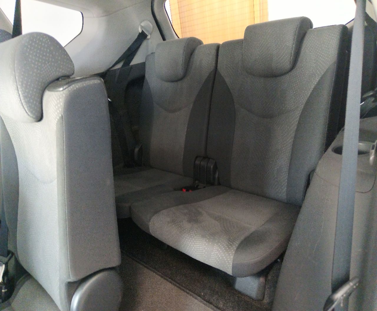 Toyota Prius+ ADVANCE  - Foto 18