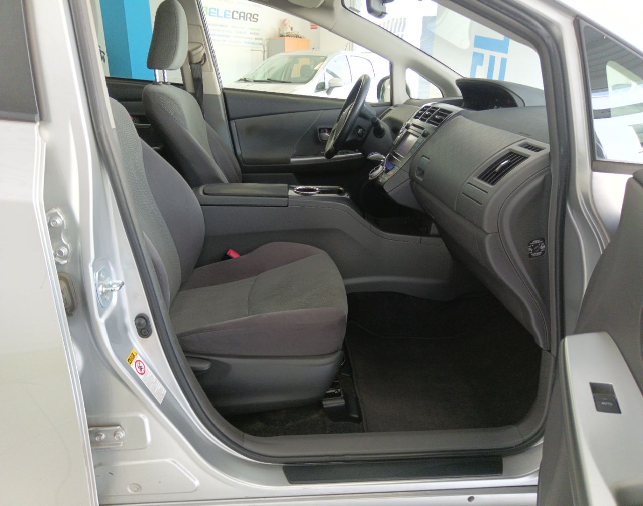 Toyota Prius+ ADVANCE  - Foto 15