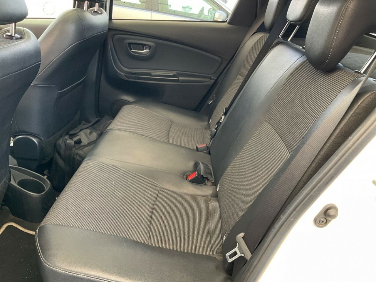 Toyota Yaris 1.5 FEEL+  - Foto 19