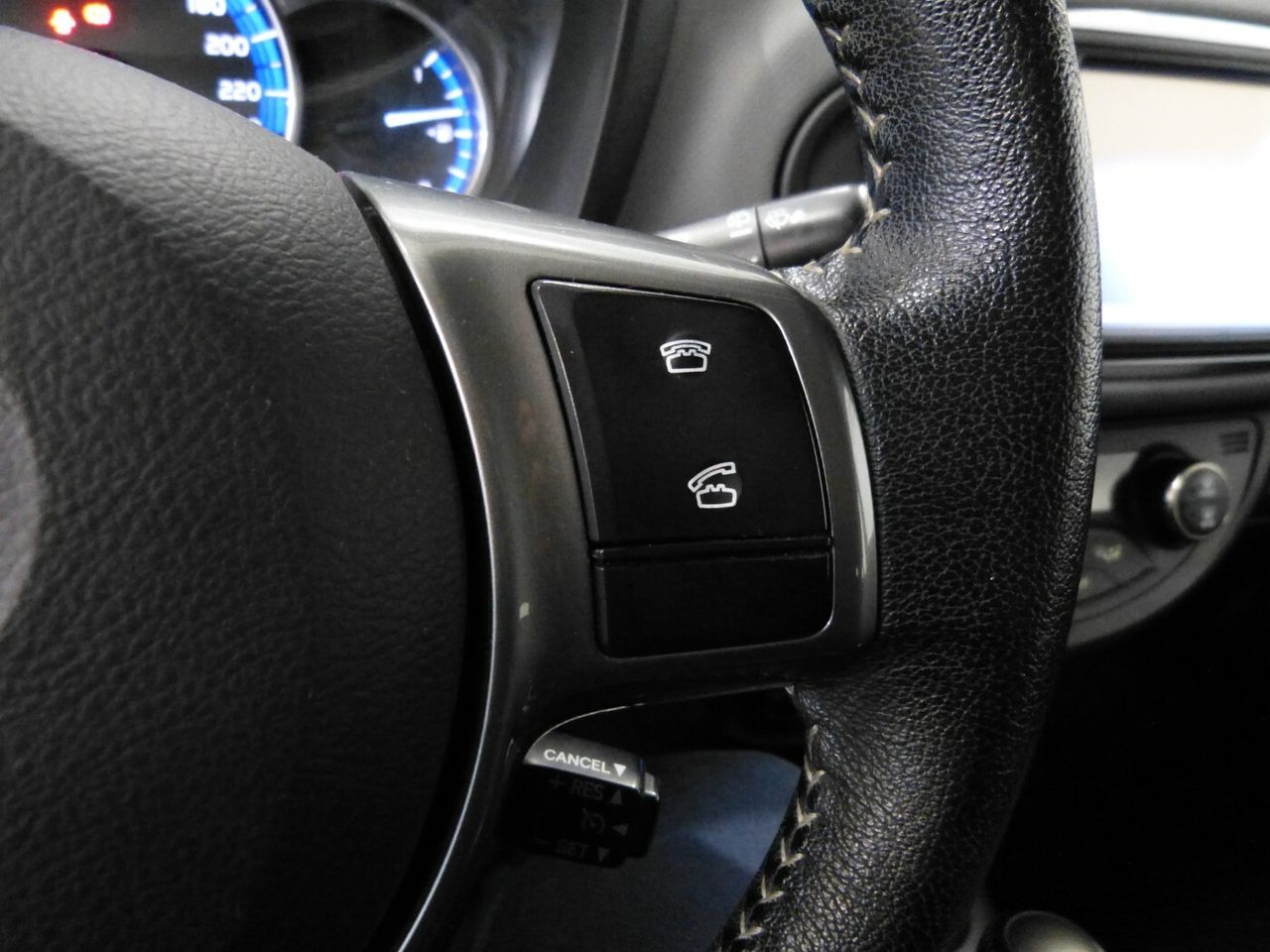 Toyota Yaris 1.5 HYBRID ACTIVE  - Foto 21