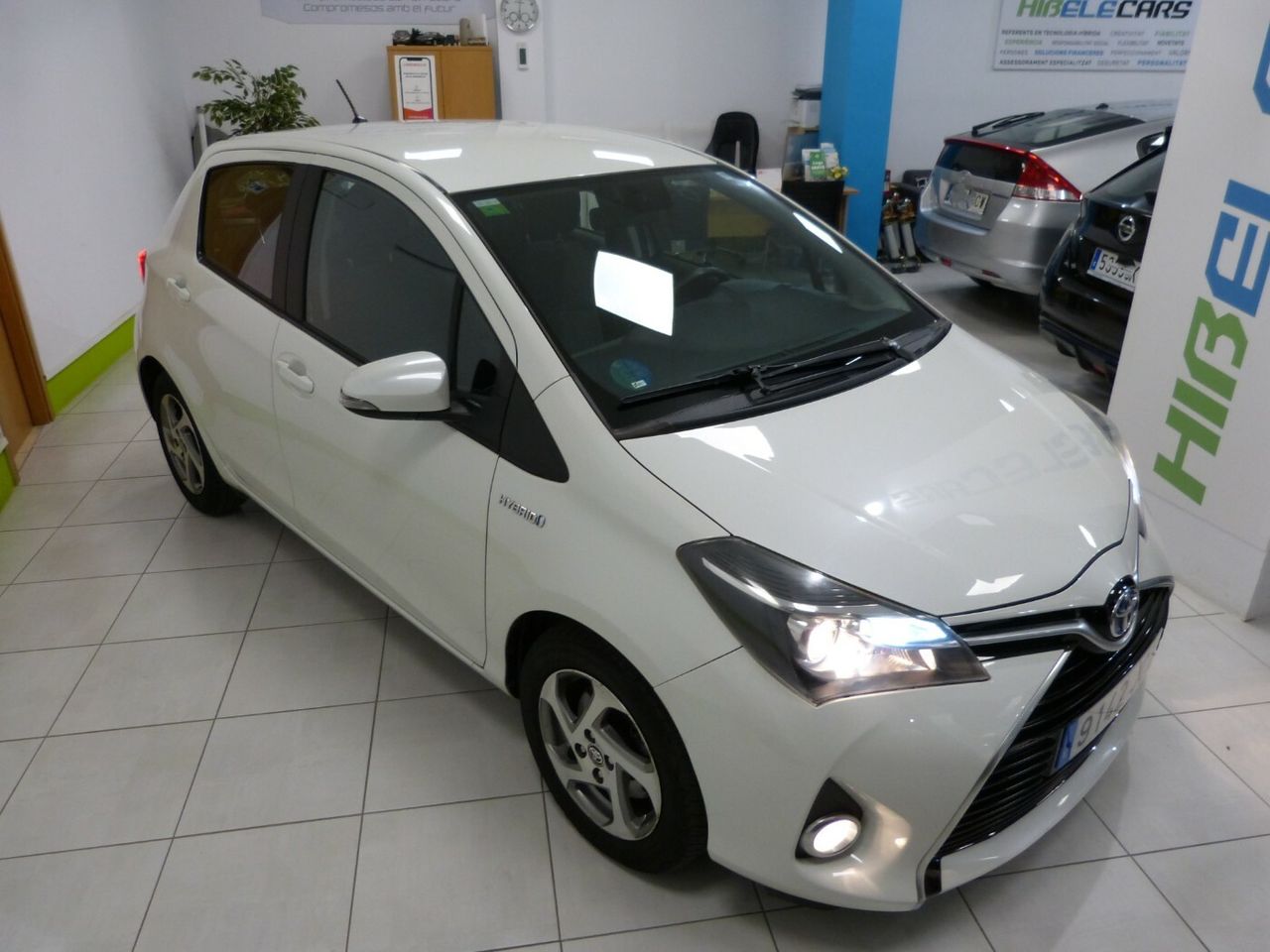 Toyota Yaris 1.5 HYBRID ACTIVE  - Foto 5