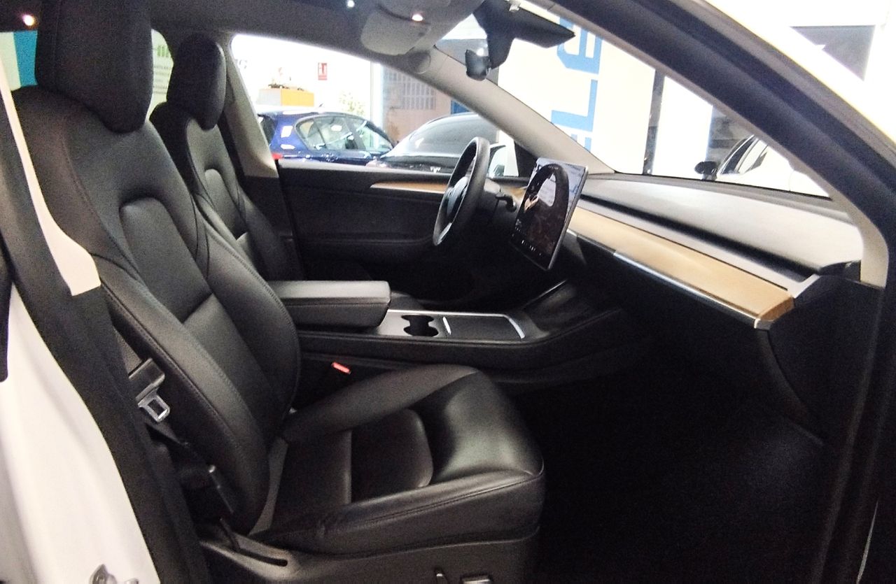 Tesla Model Y Max Range DUAL AWD - Foto 26