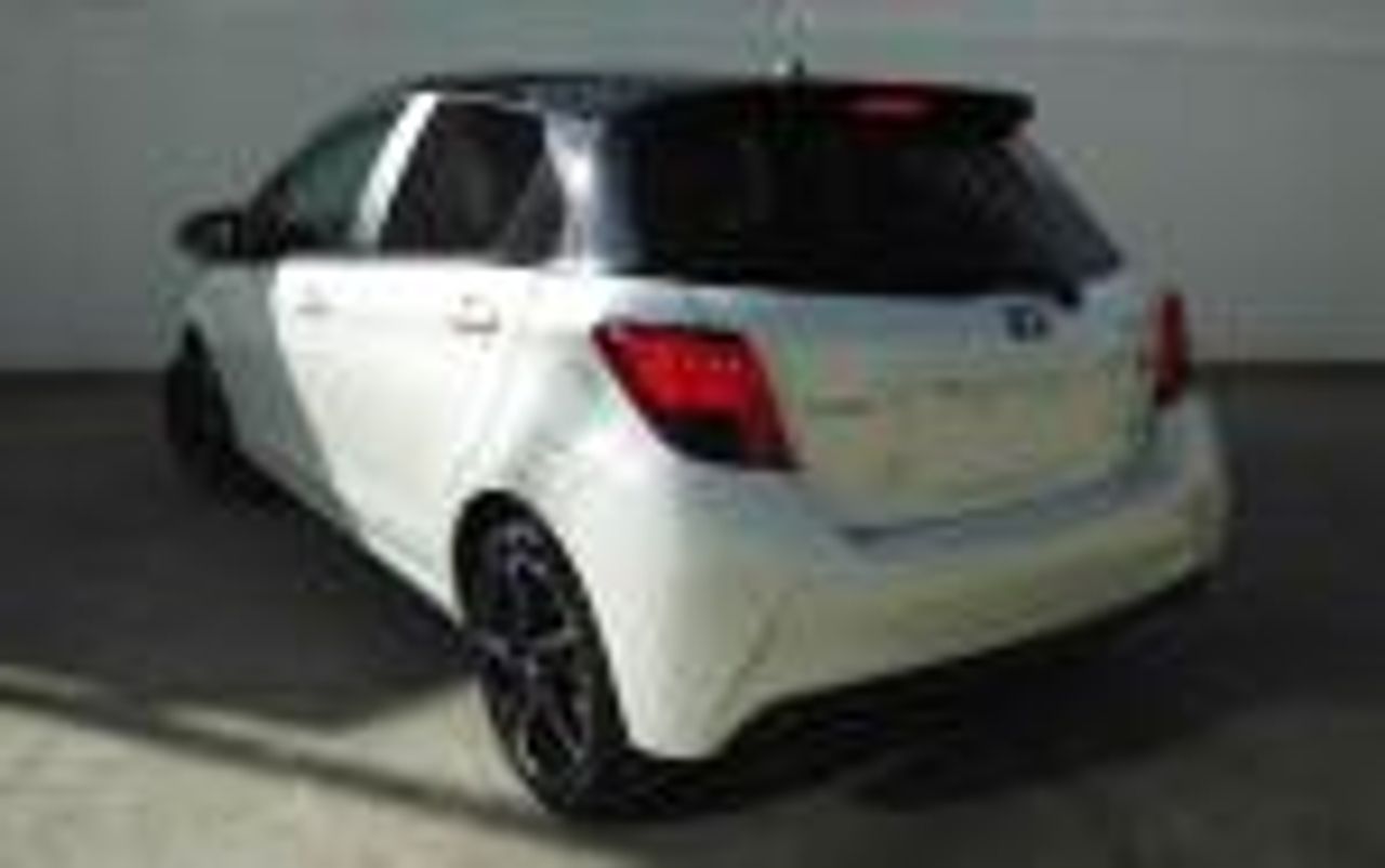 Toyota Yaris ADVANCE - Foto 6