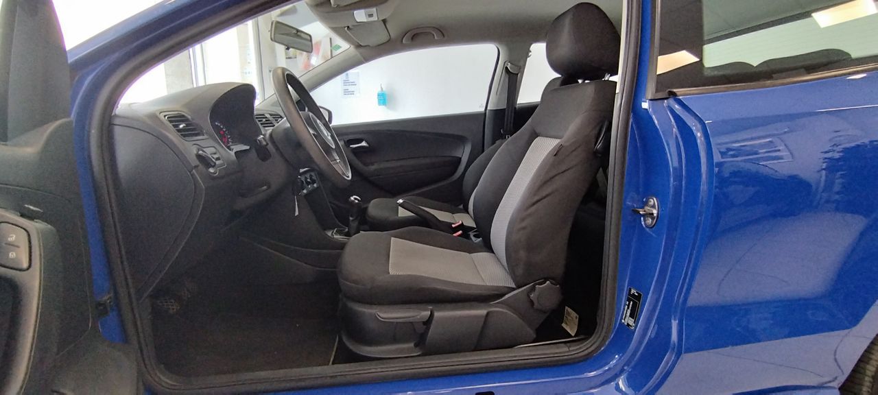 Volkswagen Polo 1.2 ADVANCE - Foto 14