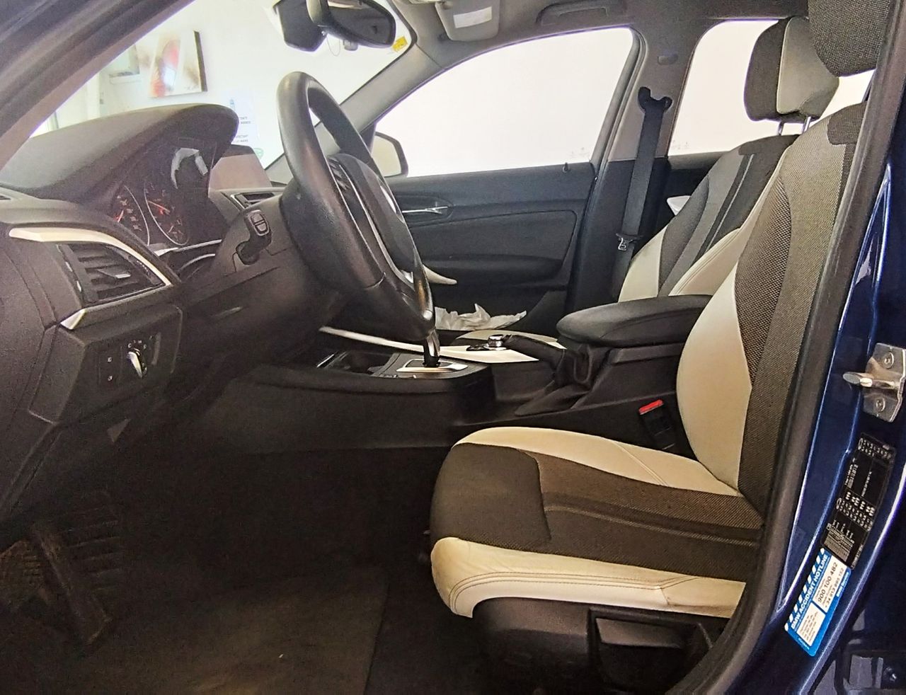 BMW Serie 1 116D URBAN LINE - Foto 23