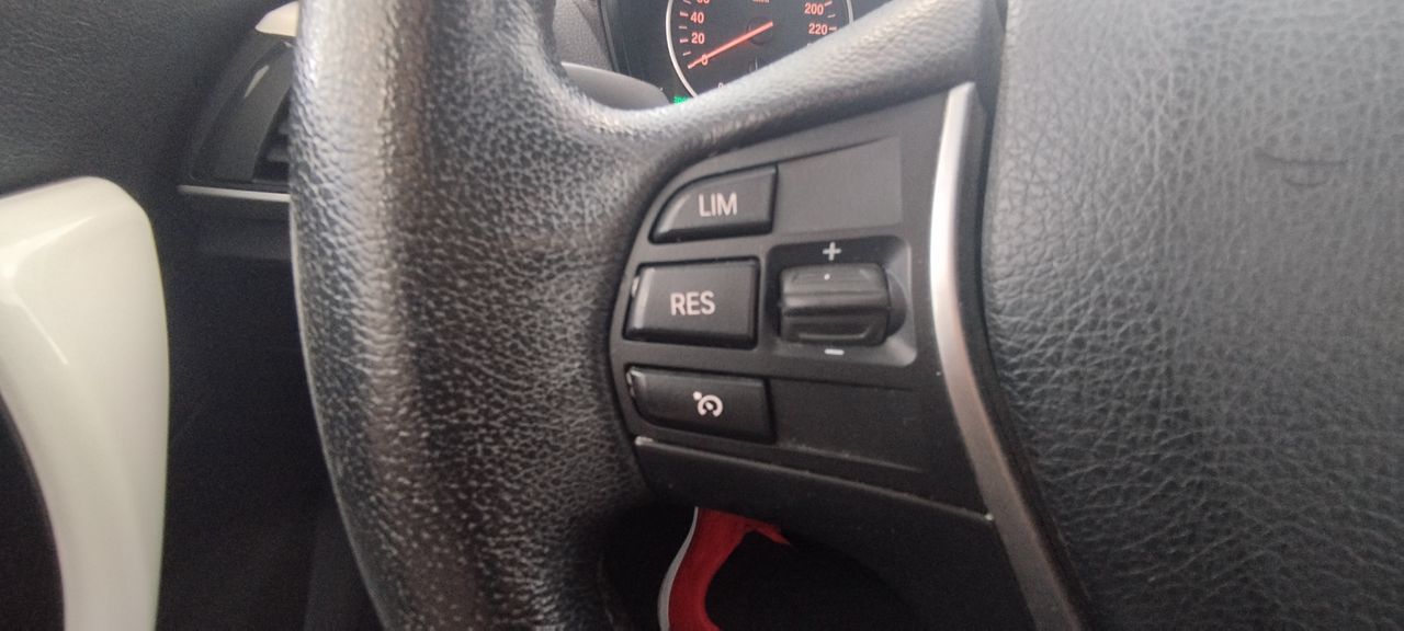 BMW Serie 1 116D URBAN LINE - Foto 21