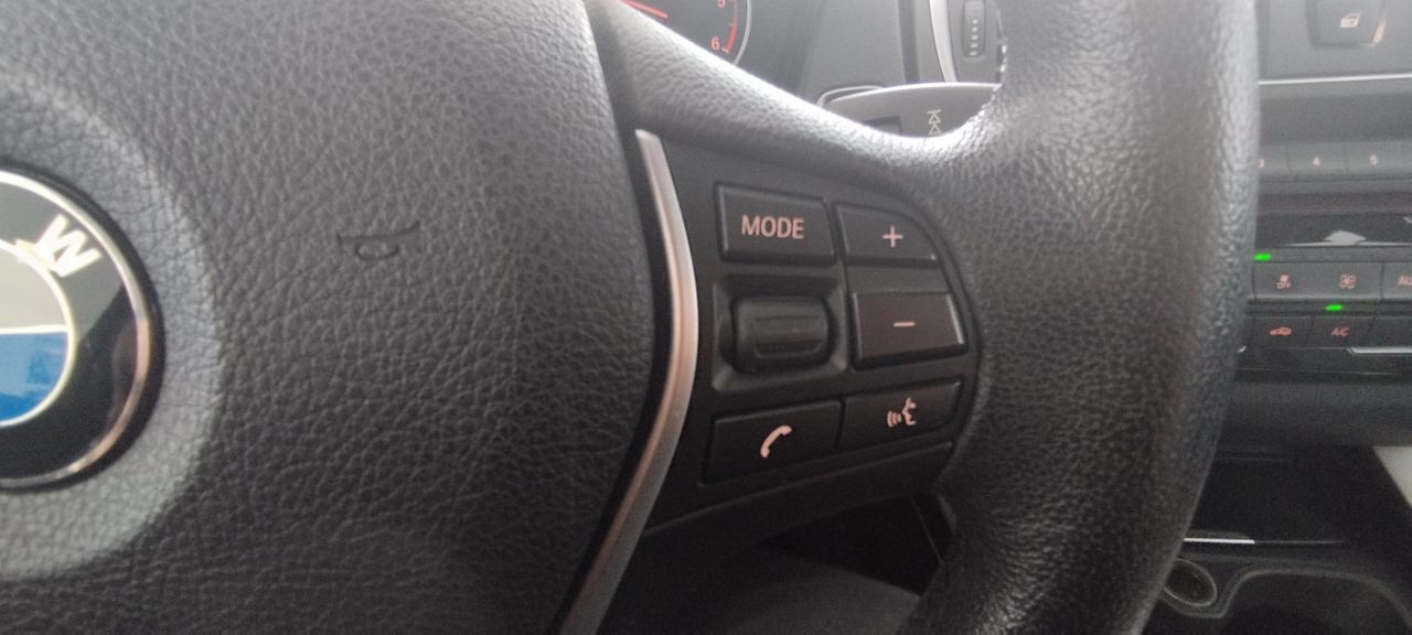 BMW Serie 1 116D URBAN LINE - Foto 25