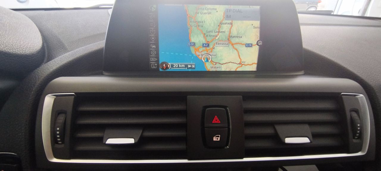 BMW Serie 1 116D URBAN LINE - Foto 17