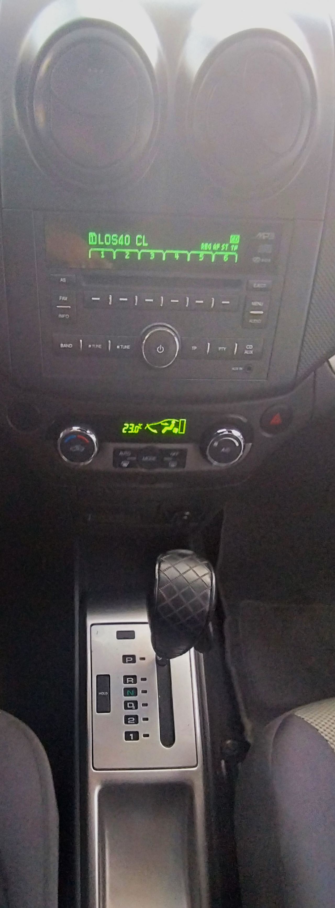 Chevrolet Aveo 1.4 LT - Foto 22