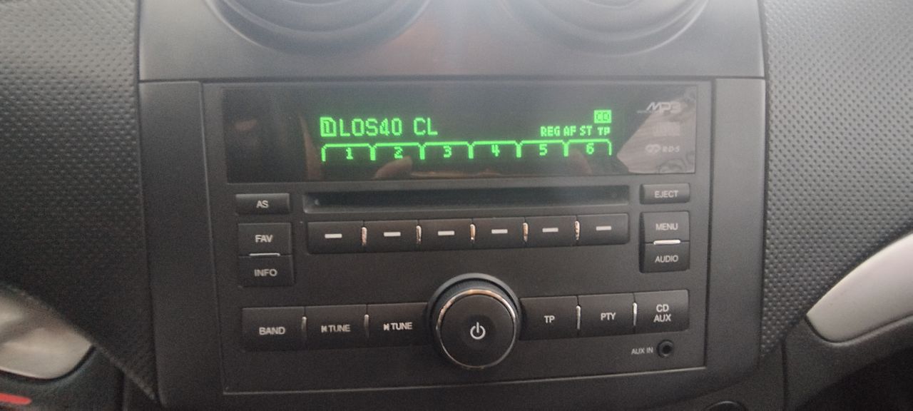 Chevrolet Aveo 1.4 LT - Foto 20