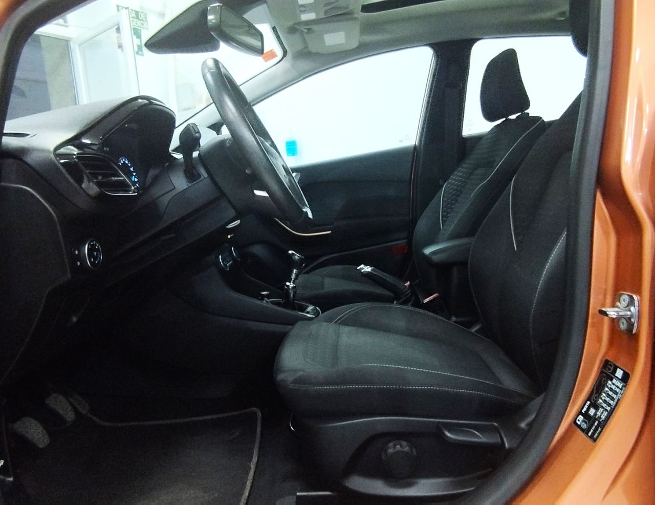 Ford Fiesta 1.5 TDCI vignale - Foto 22