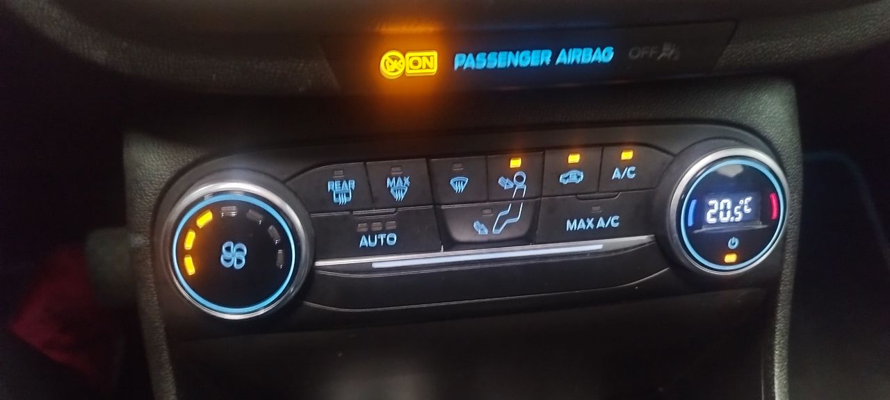 Ford Fiesta 1.5 TDCI vignale - Foto 28