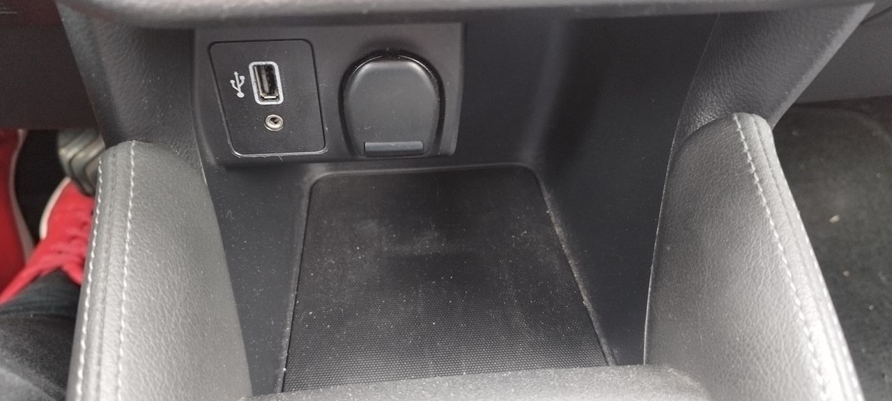 Nissan Micra 1.0 ACENTA - Foto 25