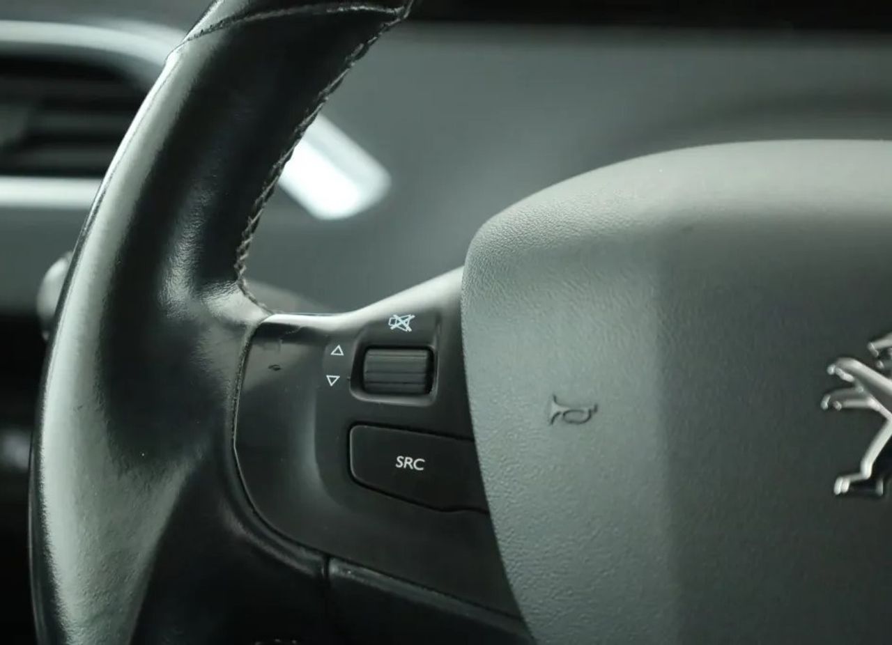 Peugeot 2008 1.6 BLUEHDI ALLURE - Foto 12