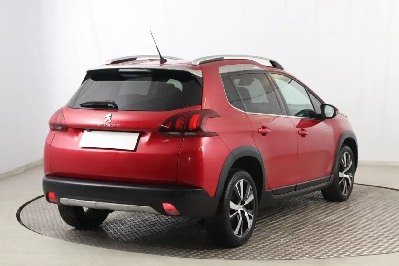 Peugeot 2008 1.6 BLUEHDI ALLURE - Foto 6