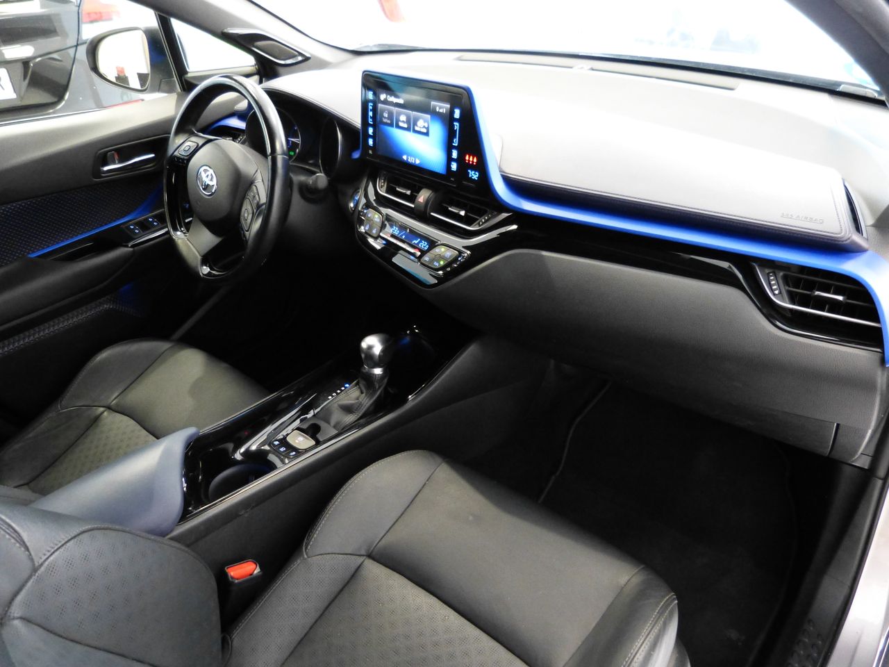 Toyota C-HR ADVANCE - Foto 10