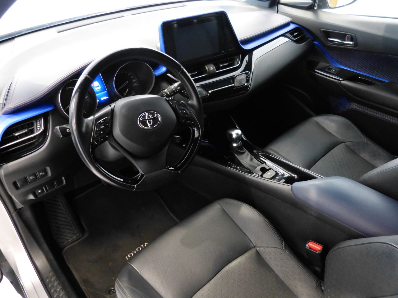 Toyota C-HR ADVANCE - Foto 8