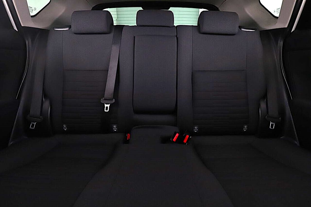 Toyota Auris 1.8 HIBRIDO active - Foto 10